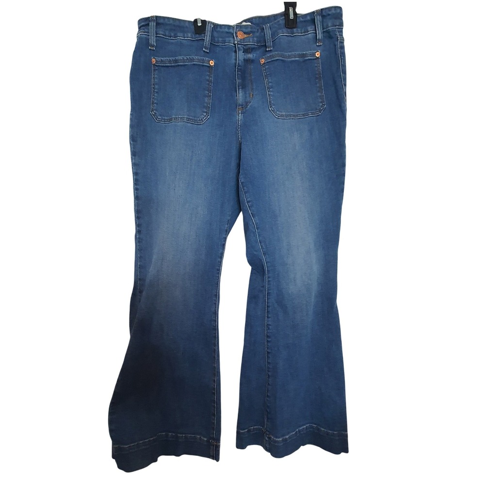 Ava & Viv High Rise Flare Jeans 18 Blue Medium Wash Patch Pockets Wide Leg Women